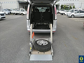 NISSAN SERENA 2013