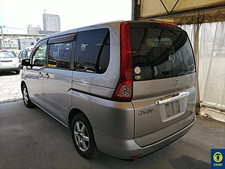NISSAN SERENA 2010