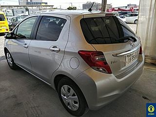 TOYOTA VITZ 2015