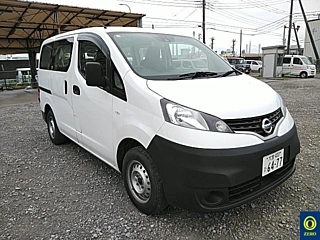 NISSAN NV200 2021
