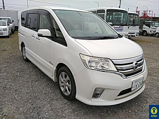 NISSAN SERENA 2013
