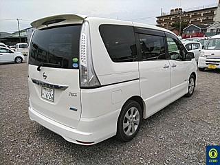 NISSAN SERENA 2013