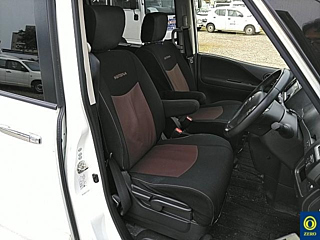 NISSAN SERENA 2013