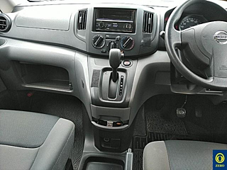 NISSAN NV200 2020