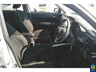 TOYOTA COROLLA FIELDER 2019