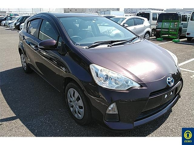 TOYOTA AQUA 2014
