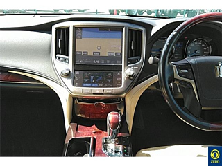 TOYOTA CROWN 2016