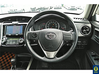 TOYOTA COROLLA FIELDER 2016