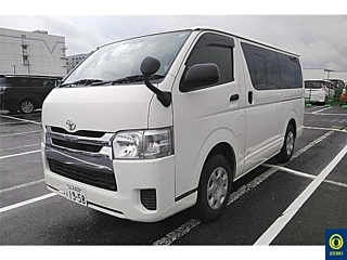 TOYOTA HIACE VAN 2018