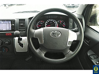 TOYOTA HIACE VAN 2018