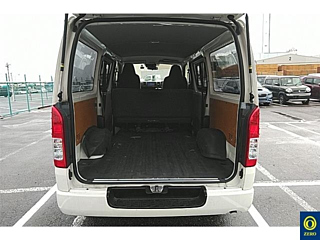 TOYOTA HIACE VAN 2018