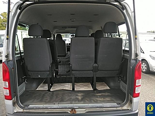 TOYOTA HIACE 2011