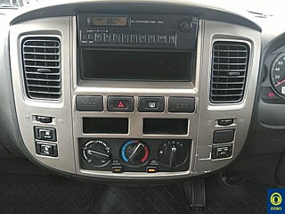 NISSAN CARAVAN BUS 2009