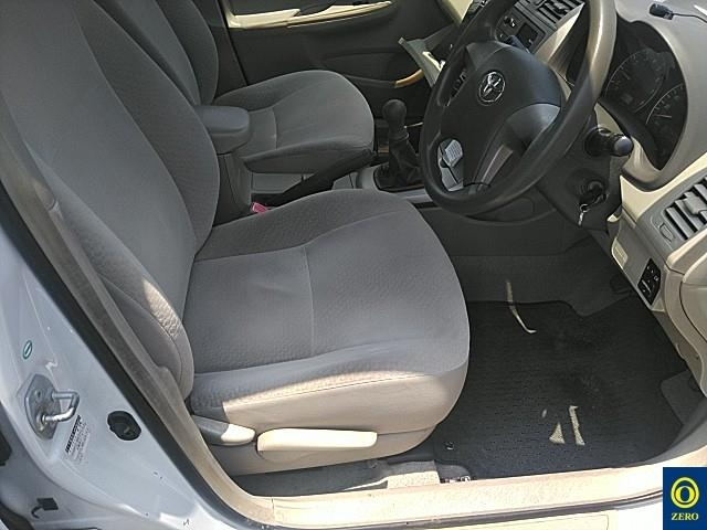 TOYOTA COROLLA AXIO 2012
