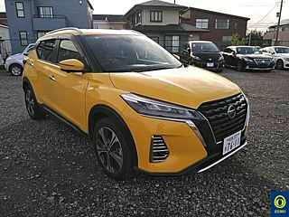 NISSAN KIX 2020