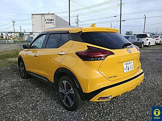 NISSAN KIX 2020