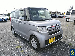 HONDA N BOX 2017