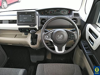 HONDA N BOX 2017