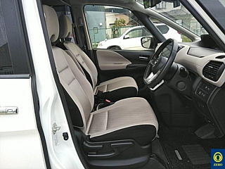 NISSAN SERENA 2019