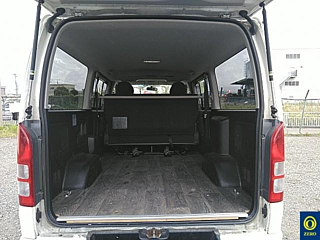 TOYOTA HIACE VAN 2013