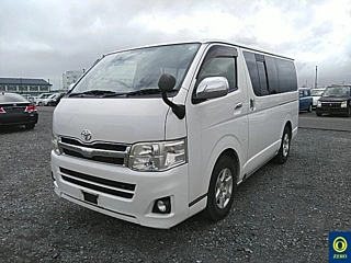 TOYOTA HIACE VAN 2013