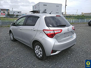 TOYOTA VITZ 2018