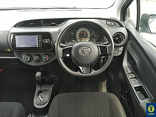 TOYOTA VITZ 2018