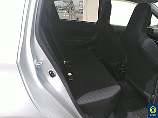 TOYOTA VITZ 2018