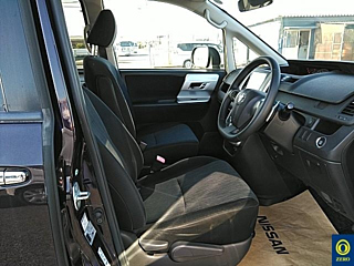 TOYOTA VOXY 2011