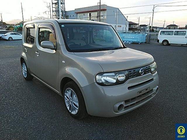 NISSAN CUBE 2010