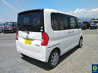 DAIHATSU TANTO 2015