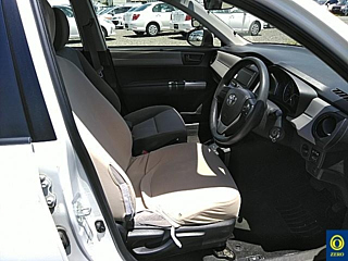 TOYOTA COROLLA AXIO 2014