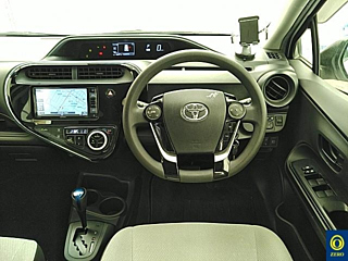 TOYOTA AQUA 2020