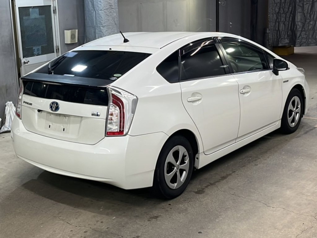 TOYOTA PRIUS 2012