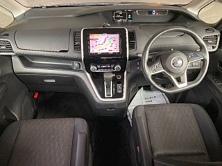 NISSAN SERENA 2017