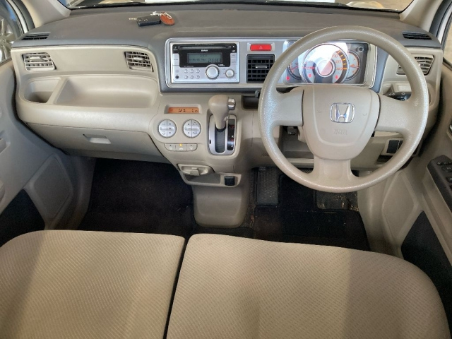 HONDA LIFE 2011