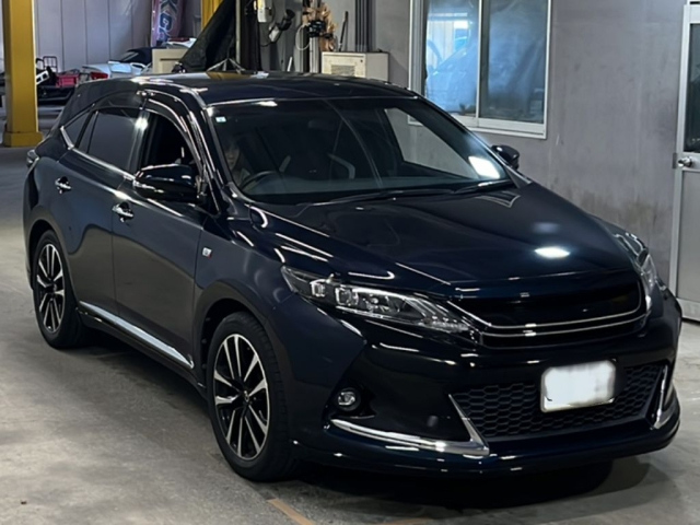TOYOTA HARRIER 2017