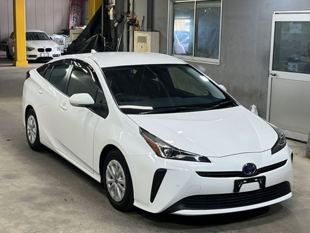 TOYOTA PRIUS 2020