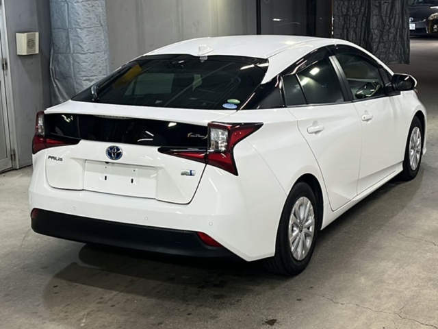 TOYOTA PRIUS 2020
