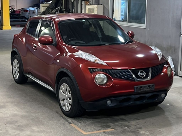NISSAN JUKE 2012