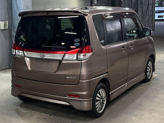 SUZUKI SOLIO 2011