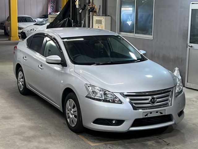 NISSAN SYLPHY 2018