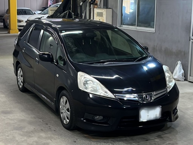 HONDA FIT SHUTTLE 2013
