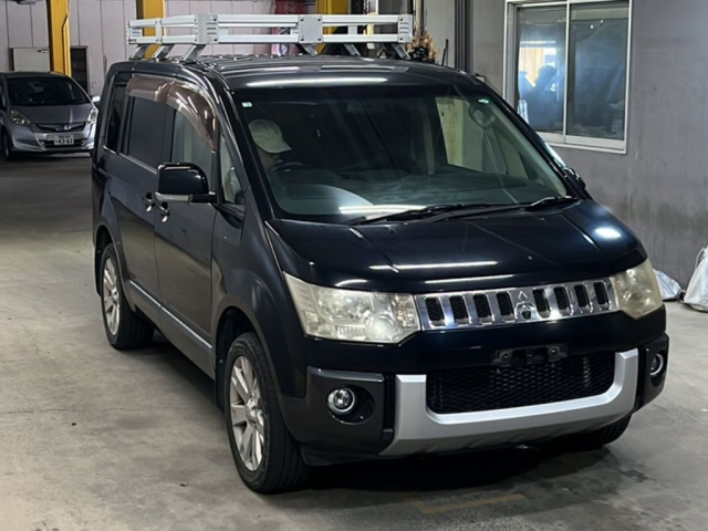 MITSUBISHI DELICA D5 2008