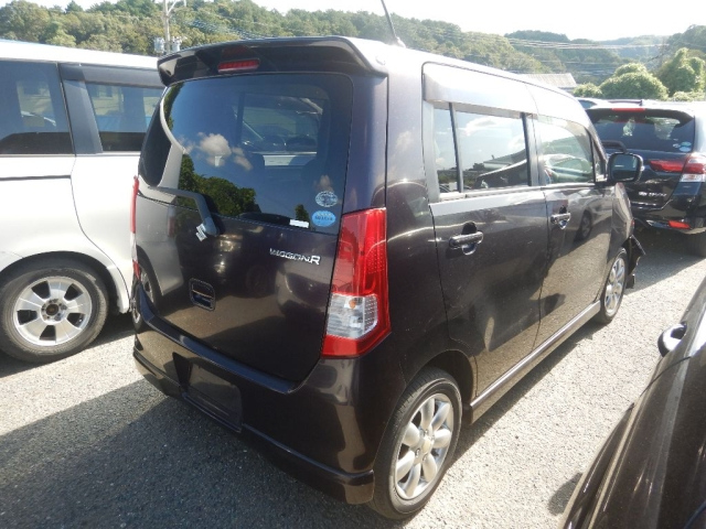 SUZUKI WAGON R 2011