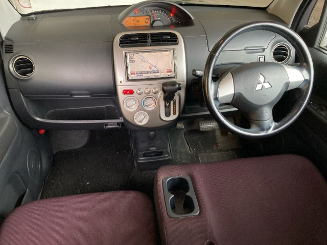 MITSUBISHI TOPPO 2008