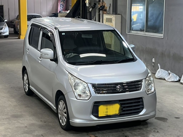 SUZUKI WAGON R 2013