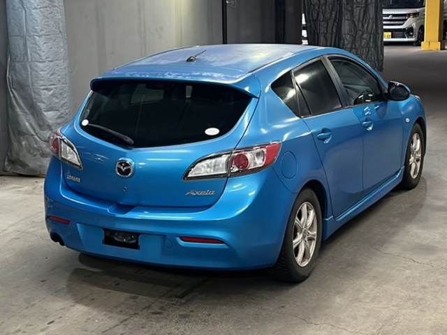 MAZDA AXELA 2011