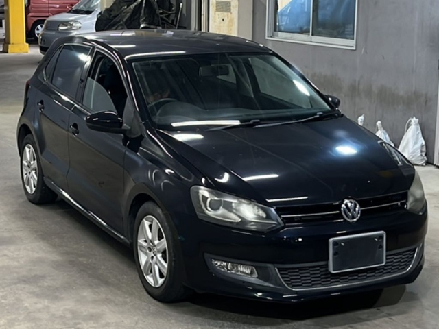 VOLKSWAGEN POLO 2011