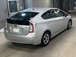 TOYOTA PRIUS 2012